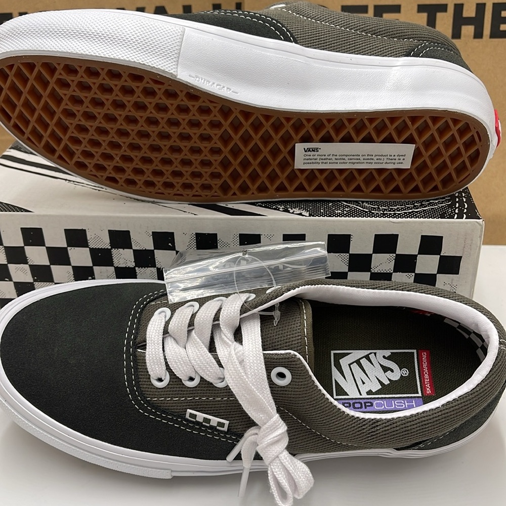 Vans Men’s Skate Era Twill Grape Leaf
VN0A5FC950K
Sneake - Picture 5 of 16